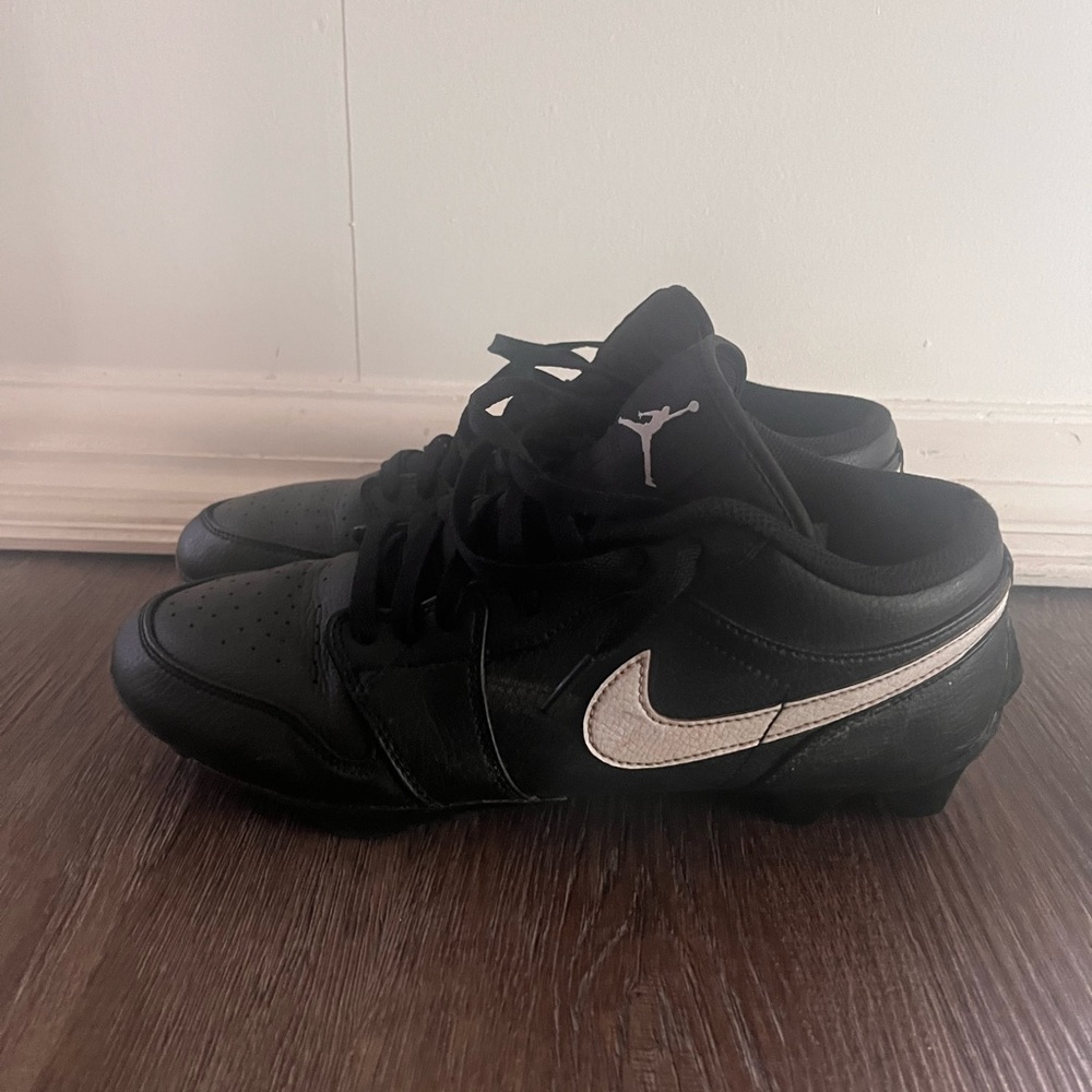 Jordan 1 low football cleats